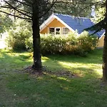 Сasa de vacaciones Amazing In With 2 Bedrooms And Wifi Ebeltoft